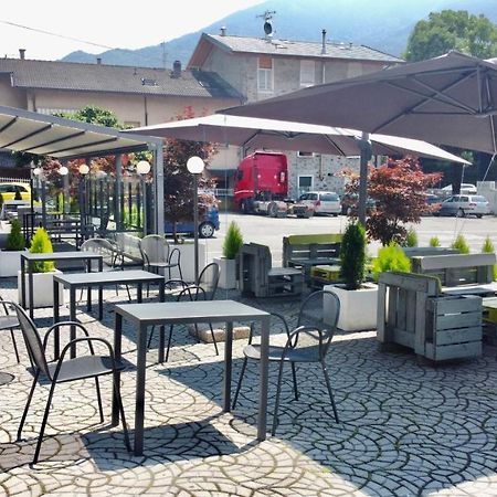 Hotel Del Boschetto Poggiridenti Bagian luar foto