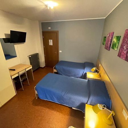 Hotel Del Boschetto Poggiridenti Bagian luar foto
