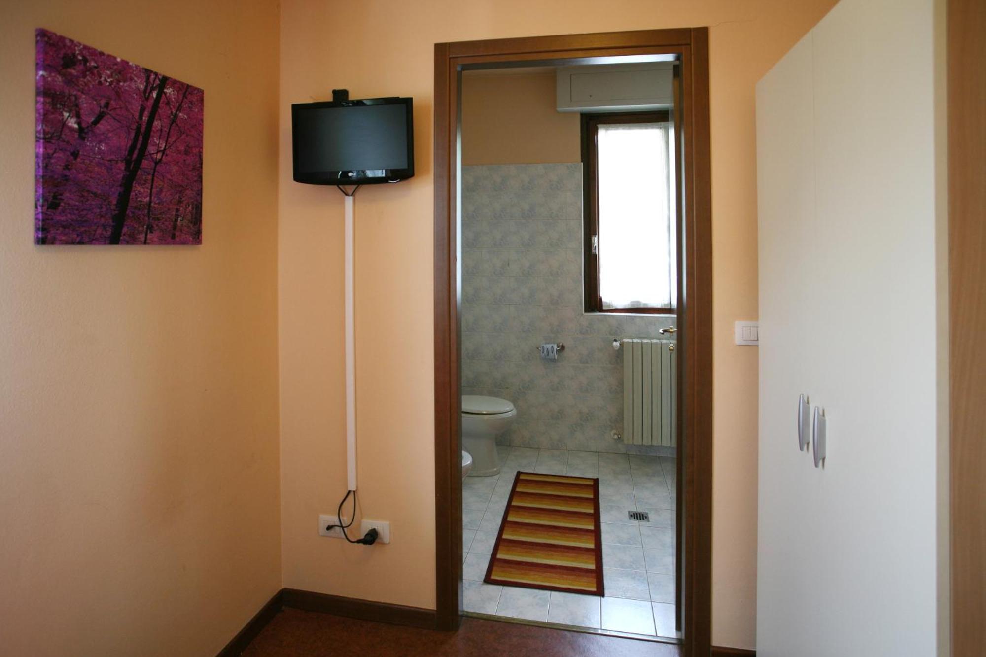 Hotel Del Boschetto Poggiridenti Ruang foto