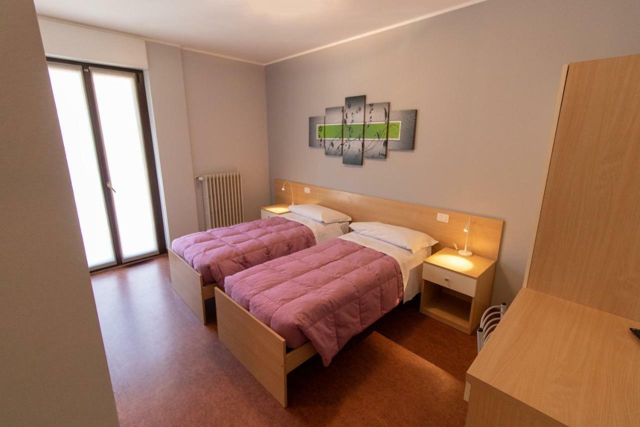 Hotel Del Boschetto Poggiridenti Bagian luar foto