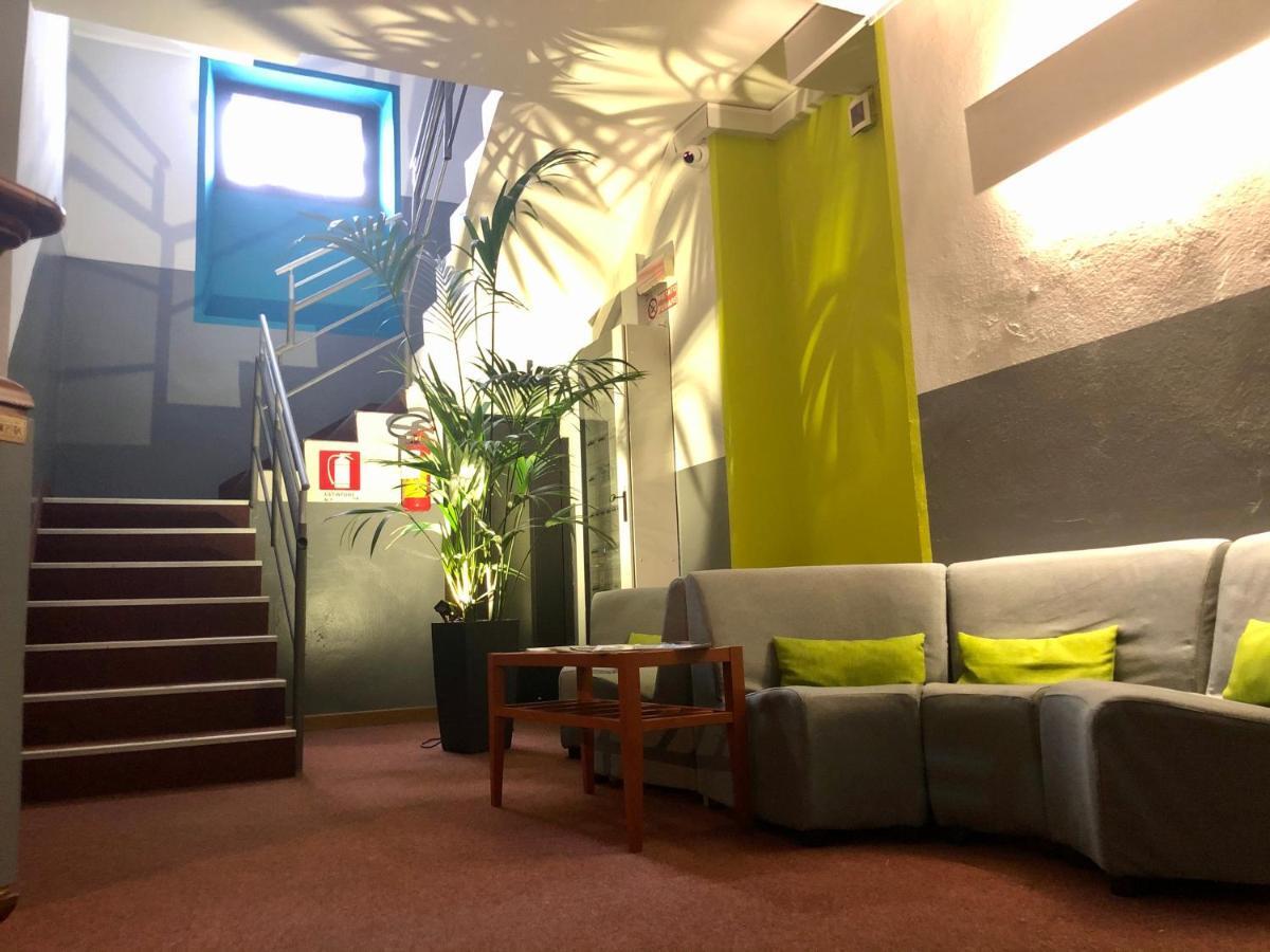 Hotel Del Boschetto Poggiridenti Bagian luar foto